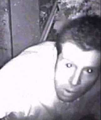 Cops need public to ID man in Flushing burglary