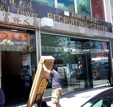 Flushing builder slammed with fines for unsafe sites