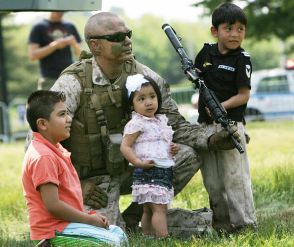 Marines land in Flushing Meadows for Fleet Week