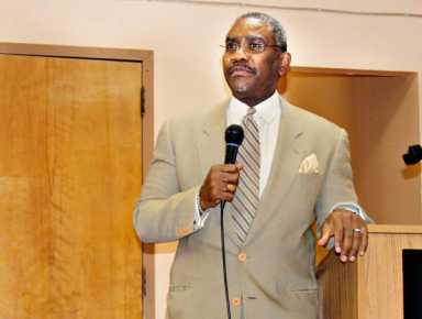 Finance, insurance are Meeks’ biggest backers