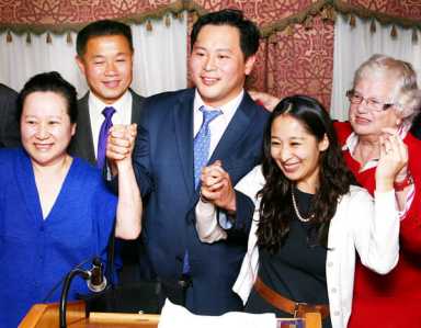 Two Dems win thorny primaries