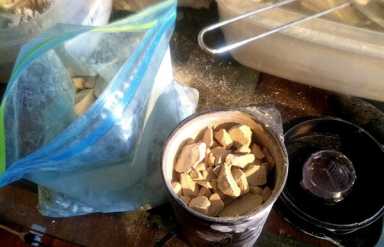 Narc cops shut down Rich Hill heroin pad