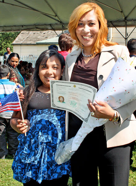 Rufus King ceremony ushers immigrants to citizenship