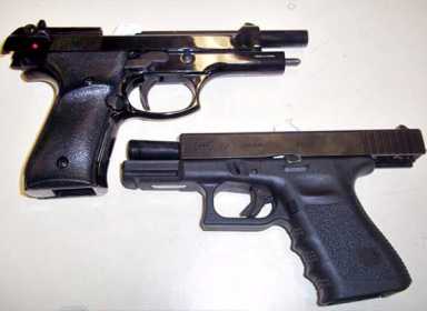 Astoria man had multiple weapons in apt.: Police