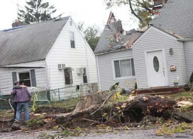 Family mourns Flushing man killed by felled tree