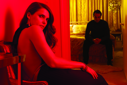 FX-TheAmericans-2_Keri-Matthew-Hallway_0869_865_COMPOSITE_CMYK_F (1)