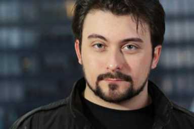 Groups raise the curtain on LIC musical theater