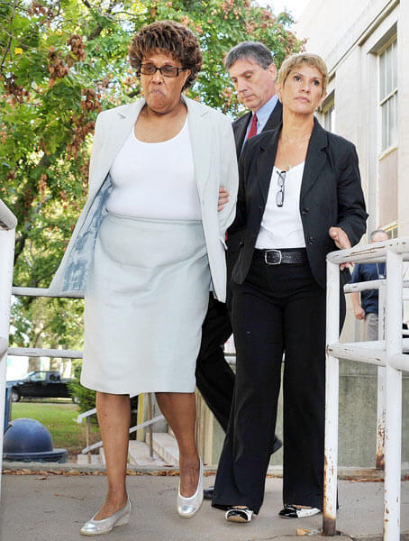 Ex-Sen. Huntley pleads guilty to fraud charges