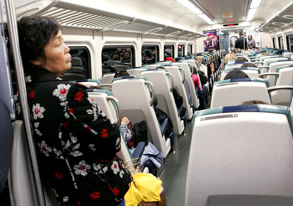 LIRR sees record ridership in 2012