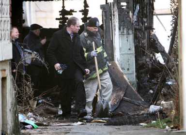 Squatter found dead in Richmond Hill garage fire
