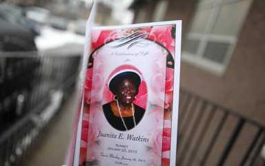 Former councilwoman dies