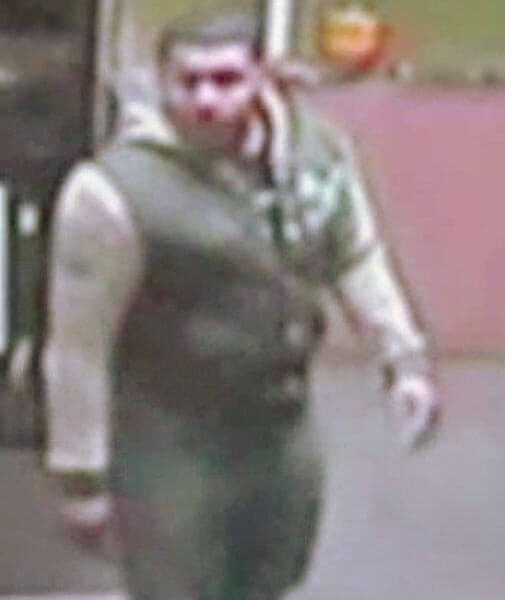 iPhone swiped on No. 7: Police [With Video]
