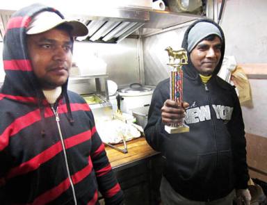 Jax Heights tour guide honors nabe’s best halal cart