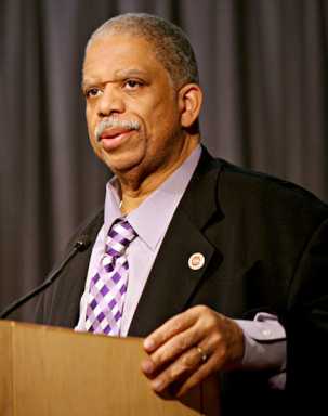 Real estate donors contribute 17% to Comrie’s boro prez race
