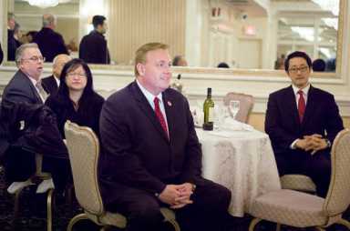 Halloran kicks off his re-election bid