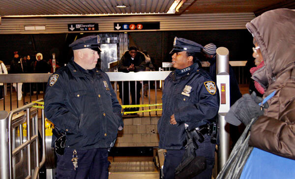[UPDATED WITH SURVEILLANCE VIDEO] Three stabbed on J-train platform: Police