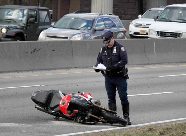 Motorcycle kills woman trying to cross Belt Pkwy: NYPD