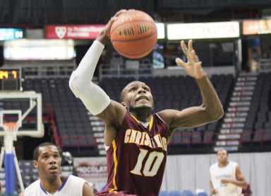 Severe leads Royals to state semifinal victory