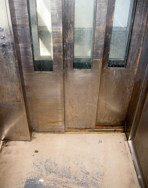 Riders’ bladders are breaking Woodside elevator