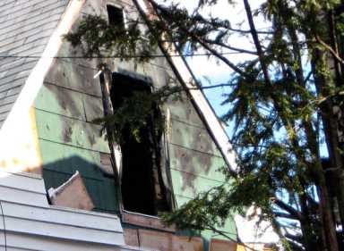 Floral Park man dies in blaze after dozing off with cigarette