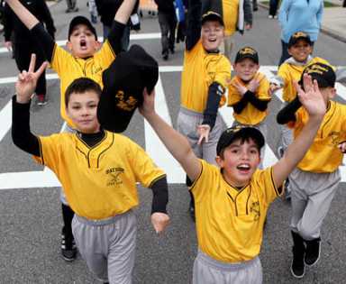 Bayside Little Leaguers begin another baseball season