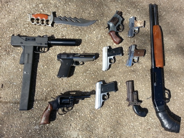 guns