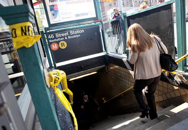 Subway train strikes, kills Transit Authority worker