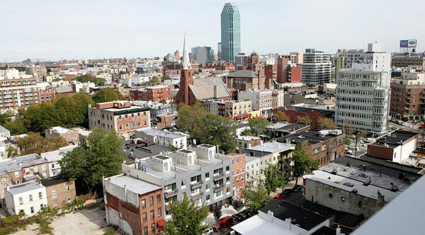 Queens among priciest digs throughout country: Survey