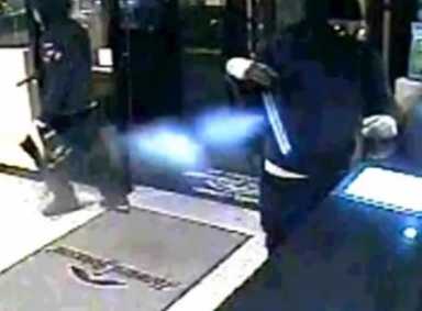 robbery suspects video