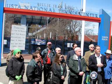 Group rallies against Tennis Center expansion