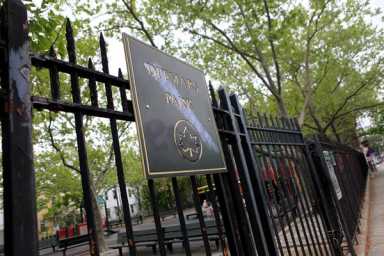 Astoria father charged with firing BB guns at park before letting his children play with them: DA