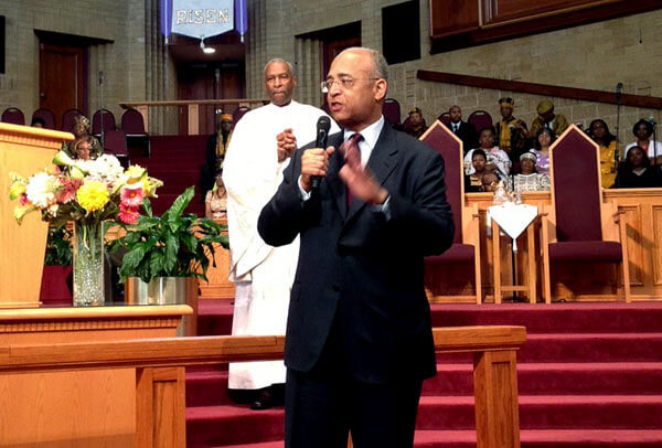 Rev. Floyd Flake endorses Bill Thompson for mayor