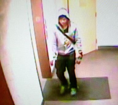 Suspect swiped laptop from Flushing building: Cops