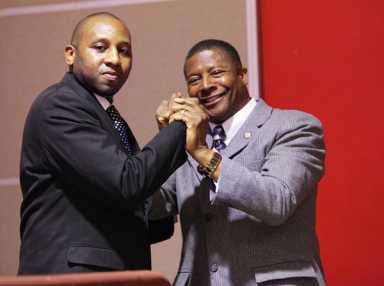 Richards takes oath at York swearing-in