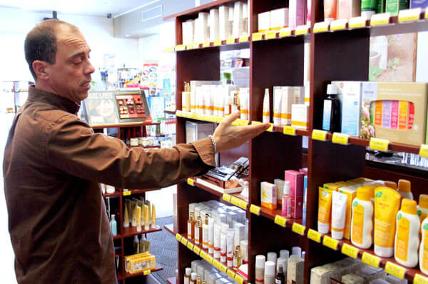 Bayside pharmacy offers natural products