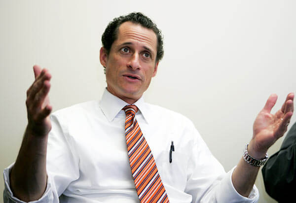 Weiner tries comback with mayor race entry