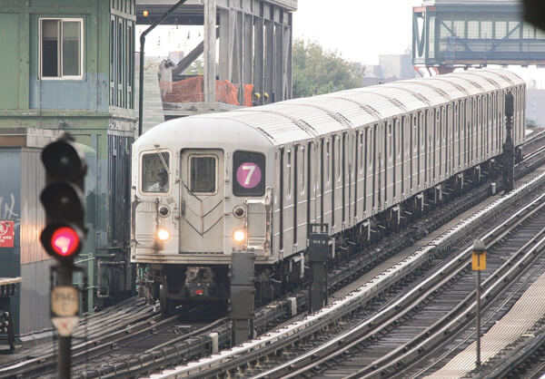 Weekend work to cause delays on 7 train