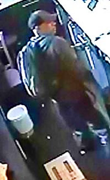 Police seeking suspect who swiped cash from Flushing restaurant register: NYPD