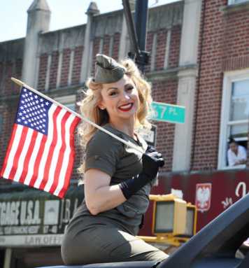 Myrtle Ave. decked with stars & stripes