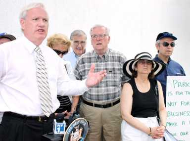 Avella bill aims to chill parkland development