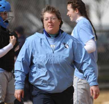 Hilltoppers softball coach Ginny Peiser retires