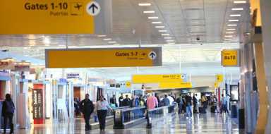Half-naked man runs through JFK: Port Authority
