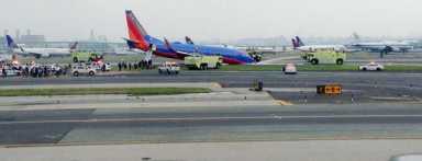 LGA grinds to halt after landing gear malfunction