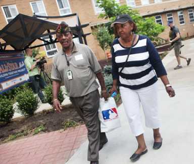MLB gives All-Star Week gift to St. Albans Veterans hospital
