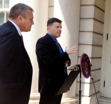Weprin wants city to toughen up on bullying
