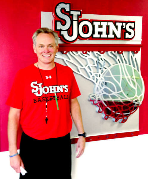 St. Louis’ Whitesell to replace Hicks on SJU basketball staff