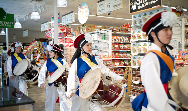 Bayside gets new H Mart