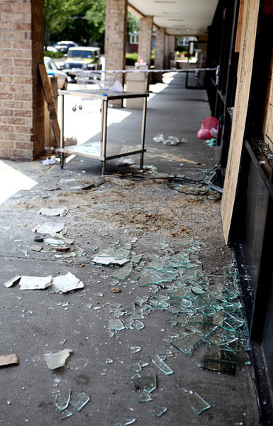 Restaurant owner injured in Whitestone fire