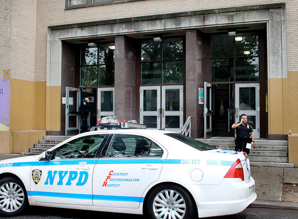 10-year-old girl accosted in Jamaica on way to school: NYPD