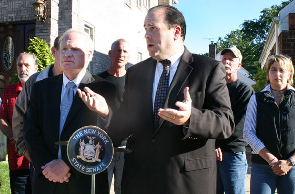 Helicopter noise sparks outrage in Whitestone